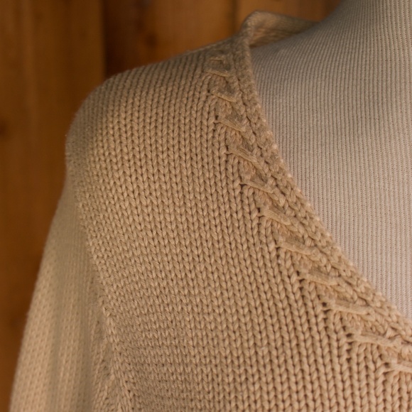 Vintage Talbots 100% Cotton Creme Knitted V-Neck Sweater Size S - Picture 9 of 15